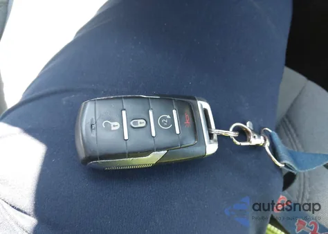 2022 Ram 1500 Big Horn 4X4 5'7 Box z USA, uszkodzony, nr VIN 1C6SRFFT9NN211881